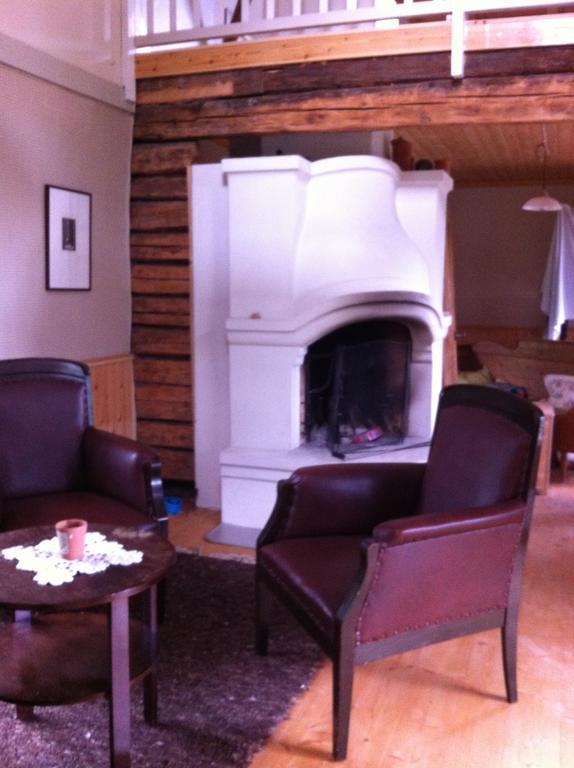 Hotel Brinkin Wanha Pappila Kokkola  Pokoj fotografie